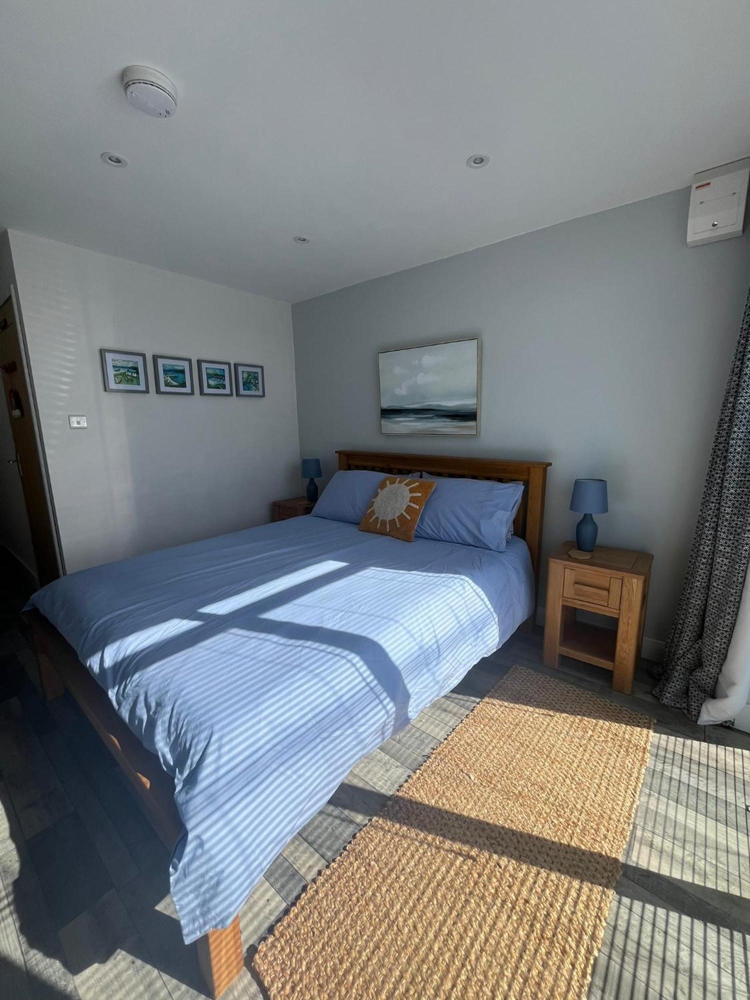 Entire Guest Suite In Four Mile Bridge, Rhoscolyn Valley Εξωτερικό φωτογραφία